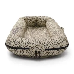 DockAtot Deluxe+ Nestje Painted Spots 8 DockAtot Deluxe+ Nestje Painted Spots -Babyreisuitrusting dockatot deluxe nestje painted spots 3