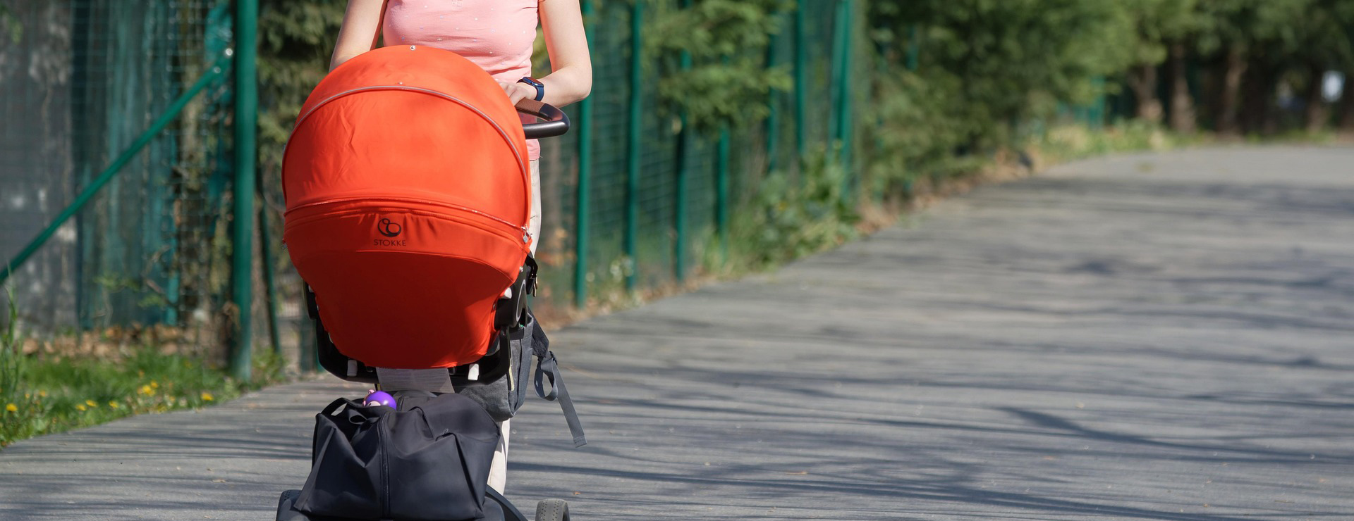 Babyreisuitrusting 1 Babyreisuitrusting -Babyreisuitrusting woman 7133620 1920